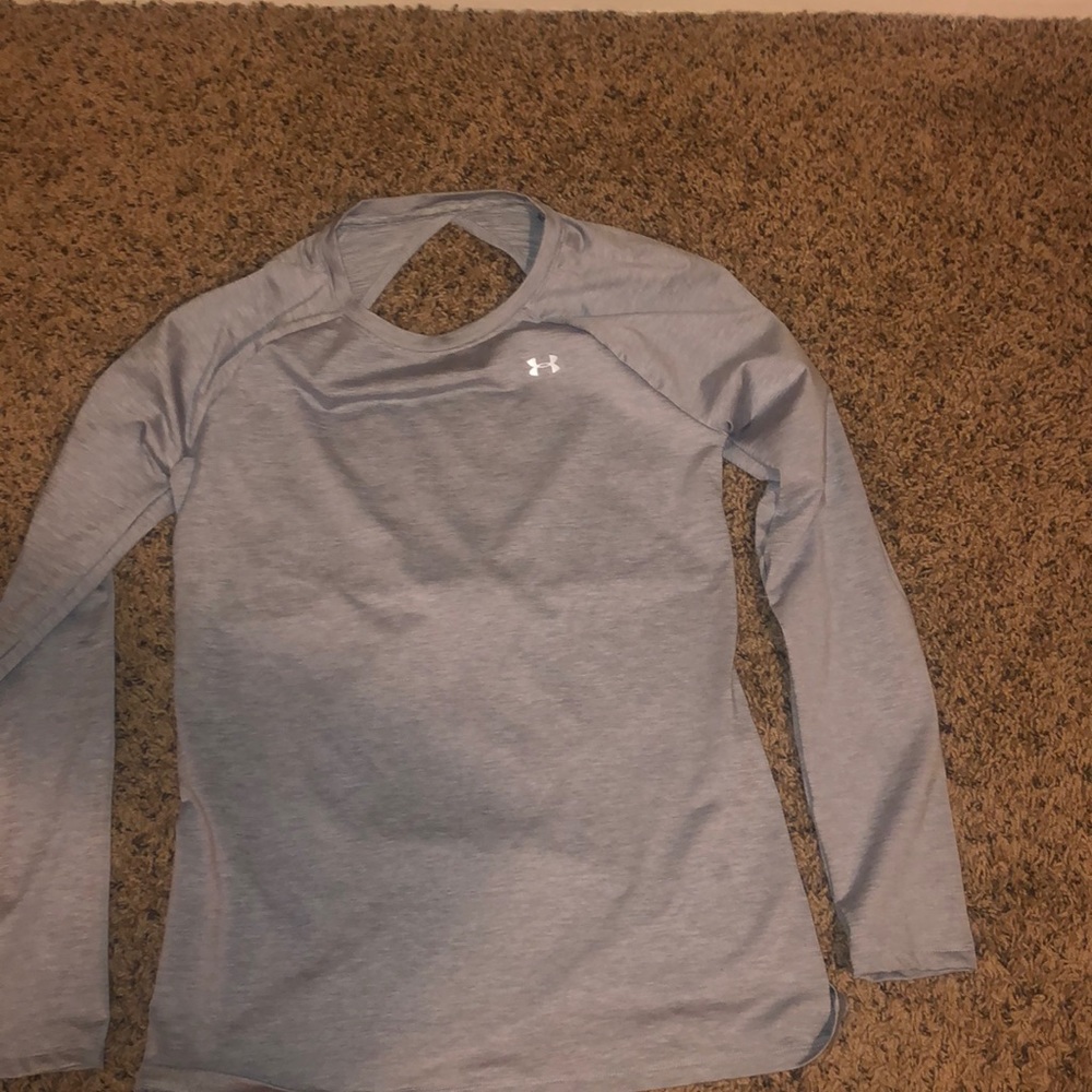 Open back under armor longsleeve